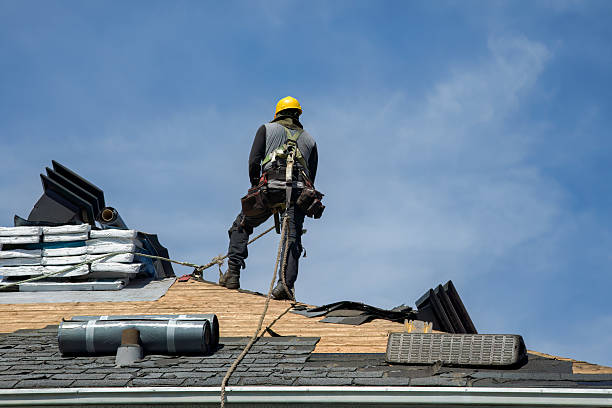 Professional Gutter Installation technician working in Elmore City, OK